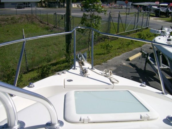 Used 2006  powered Century Boat for sale 2006 Century 2200WA for sale in INVERNESS, FL