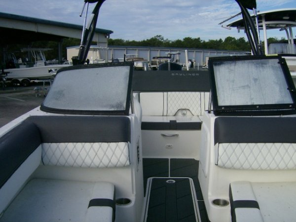 Used 2022  powered Power Boat for sale 2022 Bayliner DX2000 for sale in INVERNESS, FL