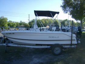 2016 Robalo R160 for sale at APOPKA MARINE in INVERNESS, FL