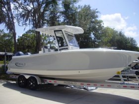 2023 Robalo R250 for sale at APOPKA MARINE in INVERNESS, FL