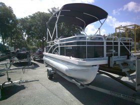 2021 Bennington 188 SFV for sale at APOPKA MARINE in INVERNESS, FL