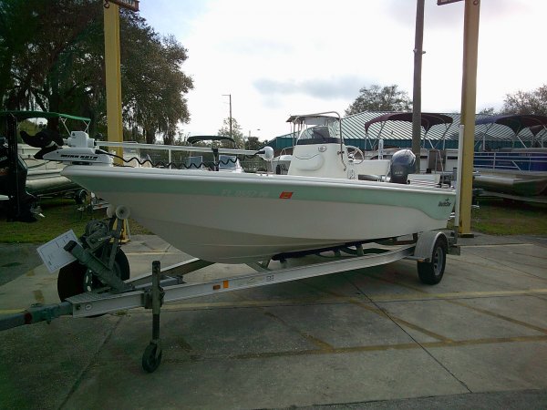 Pre-Owned 2014  powered Nautic Star Boat for sale 2014 Nautic Star 1910 Bay for sale in INVERNESS, FL