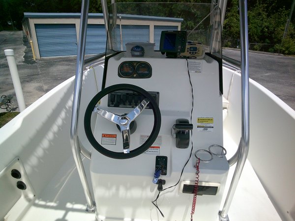 Pre-Owned 2007  powered Century Boat for sale 2007 Century 2001SV for sale in INVERNESS, FL