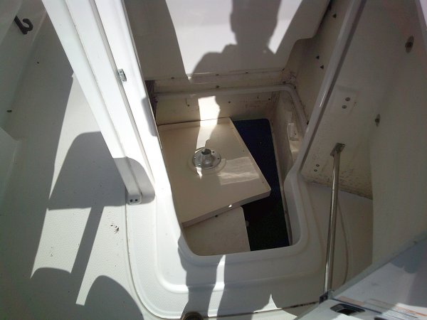 Pre-Owned 2017 Power Boat for sale 2017 Robalo 246 Cayman for sale in INVERNESS, FL