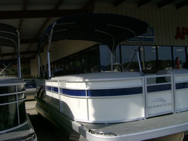 Used 2022 A M F for sale 2022 Bennington 20 SSX Tri-Toon for sale in INVERNESS, FL
