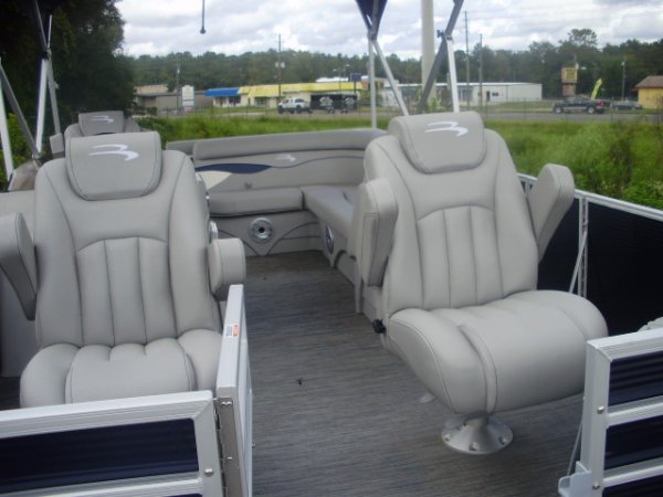 Front Fishing Seats 2023 Bennington 208SFJ for sale in INVERNESS, FL