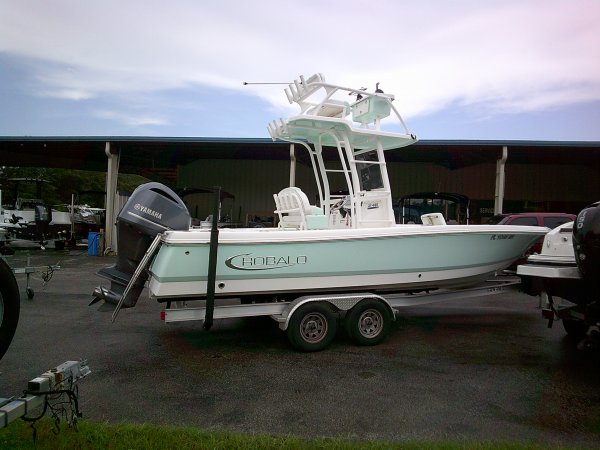 Used 2019  powered Robalo Boat for sale 2019 Robalo 246Cayman Sky Deck for sale in INVERNESS, FL