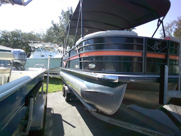 Pre-Owned 2017 Misty Harbor S-2385SG Tritoon Power Boat for sale 2017 Misty Harbor S-2385SG Tritoon for sale in INVERNESS, FL