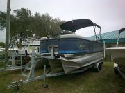 Used 2022 Qwest Angler 22' L820 Tri-toon Power Boat for sale 2022 Qwest Angler 22' L820 Tri-toon for sale in INVERNESS, FL