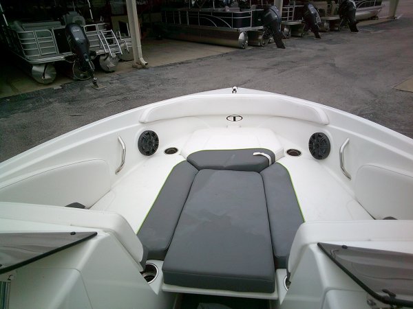 Used 2022 Tahoe Power Boat for sale 2022 Tahoe 210 S Limited for sale in INVERNESS, FL