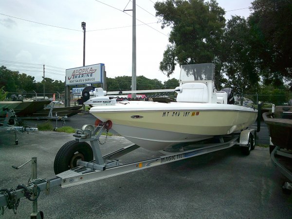 Used 2015 Velocity Power Boat for sale 2015 Velocity 220 bay for sale in INVERNESS, FL