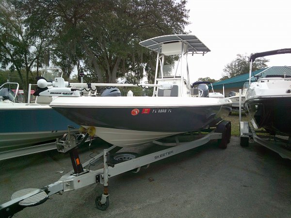 Pre-Owned 2012 Skeeter SX2250 Power Boat for sale 2012 Skeeter SX2250 for sale in INVERNESS, FL