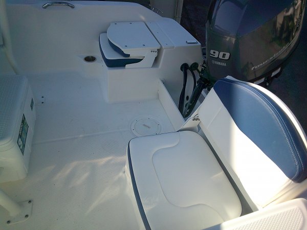 Aft Jump seats 2025 Robalo 160 for sale in INVERNESS, FL