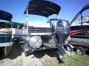 Pre-Owned 2023 Power Boat for sale 2023 Bennington 208SLJ Tri-toon for sale in INVERNESS, FL