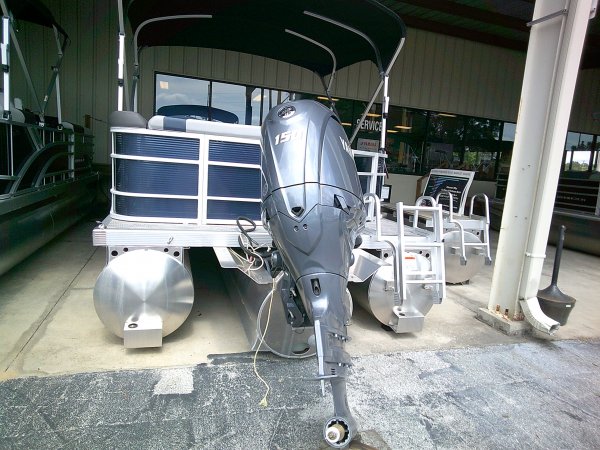 Yamaha 150 2024 Bennington 21SLX for sale in INVERNESS, FL