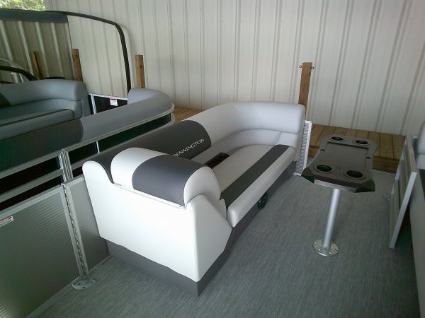 Bow Seat 2025 Bennington 22SSB for sale in INVERNESS, FL