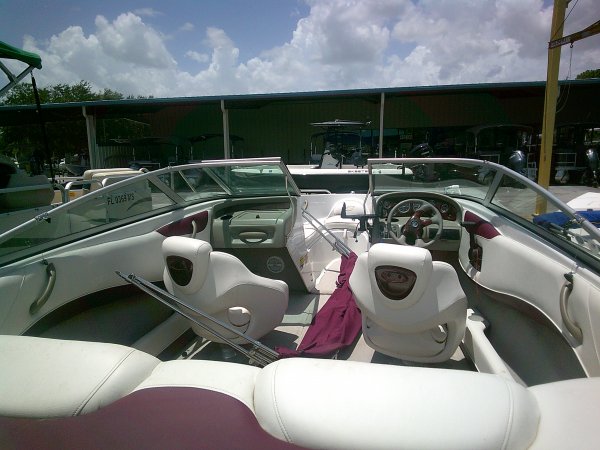 Pre-Owned 2004 Crownline 198 BR Power Boat for sale 2004 Crownline 198 BR for sale in INVERNESS, FL