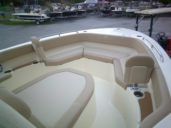 Bow Seating 2026 Scout Boats 215 XSF for sale in INVERNESS, FL