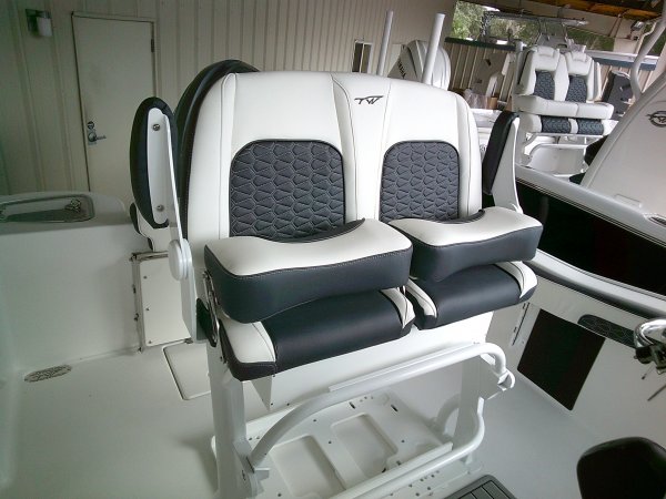 Helm Seat 2026 Tidewater 210CC for sale in INVERNESS, FL