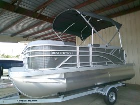 2026 Bennington 168SLJ for sale at APOPKA MARINE in INVERNESS, FL