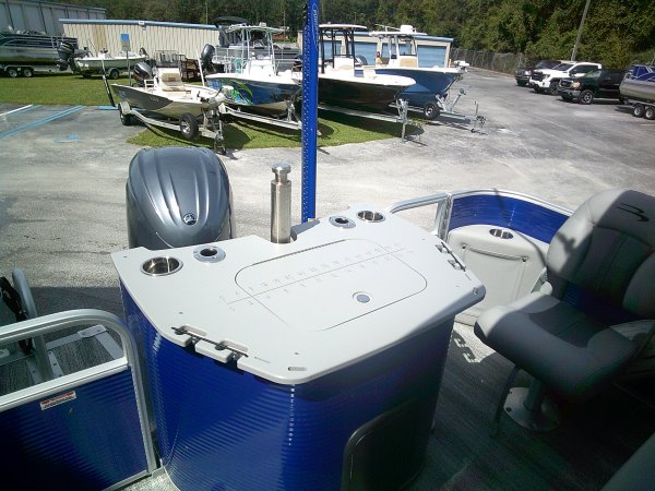 Livewell, Ski Tow, Power Pole 2025 Bennington 21SXSAPG for sale in INVERNESS, FL
