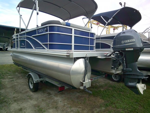 Pre-Owned 2022 Bennington 20 SLX Power Boat for sale 2022 Bennington 20 SLX for sale in INVERNESS, FL
