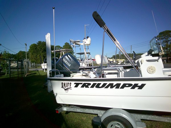 Pre-Owned 2012 Triumph 17' Skiff for sale 2012 Triumph 17' Skiff for sale in INVERNESS, FL