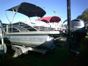 Pre-Owned 2021 Bennington 25LSB Tritoon Power Boat for sale 2021 Bennington 25LSB Tritoon for sale in INVERNESS, FL