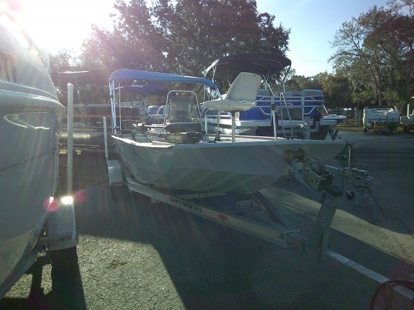 Pre-Owned 2004  powered Duracraft Boat for sale 2004 Duracraft 1874 Tunnel for sale in INVERNESS, FL