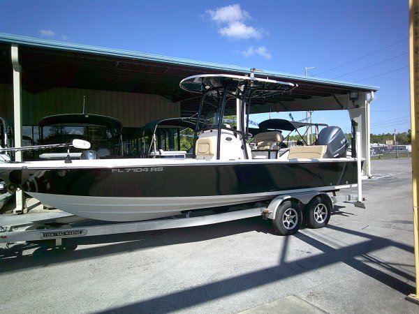 Pre-Owned 2027 Power Boat for sale 2017 Sportsman 247 Masters Platinum for sale in INVERNESS, FL