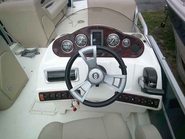 Pre-Owned 2015 Hurricane Power Boat for sale 2015 Hurricane 226RE for sale in INVERNESS, FL