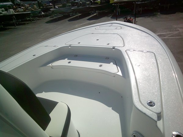 Bow 2027 Tidewater 2410  Bay Max for sale in INVERNESS, FL