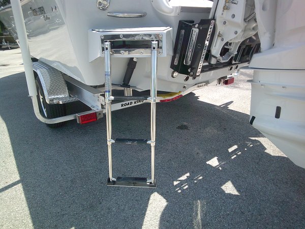 Starboard Platform Ladder 2027 Tidewater 2700 CB for sale in INVERNESS, FL