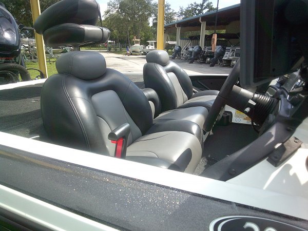 Pre-Owned 2009 Skeeter Power Boat for sale 2009 Skeeter 20 for sale in INVERNESS, FL