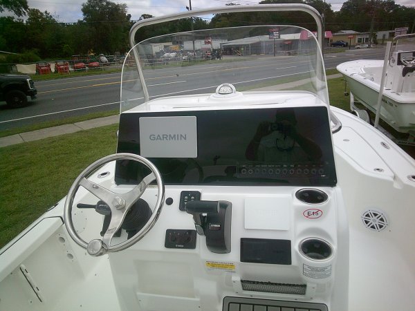 Helm, Garmin GPS 2027 Tidewater 2110 BMT for sale in INVERNESS, FL